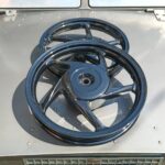 hasil powder coating velg warna hitam glossy